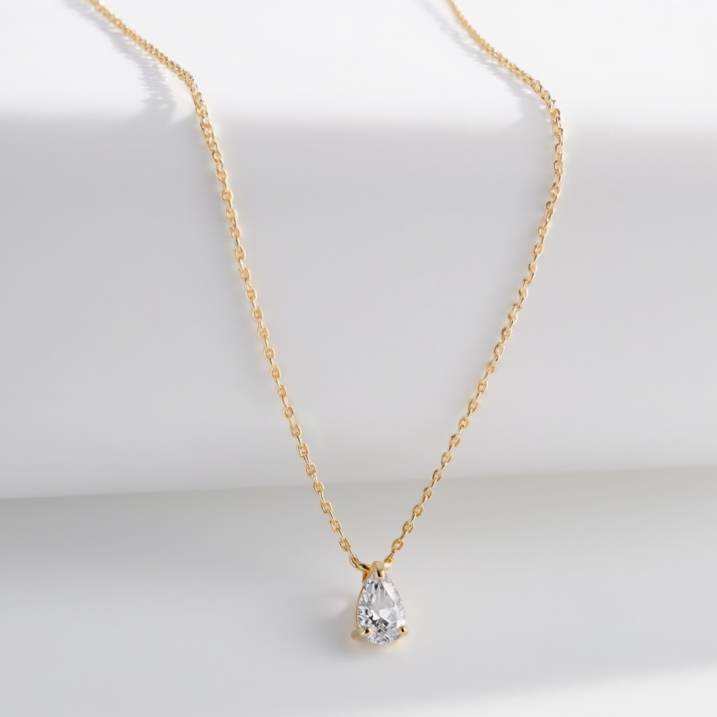 Iriss Necklace Pear - Gold