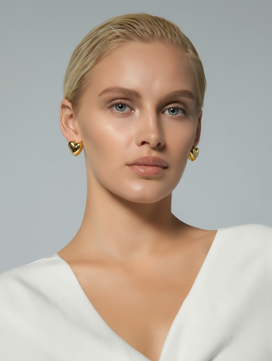 Amore Earrings - Gold