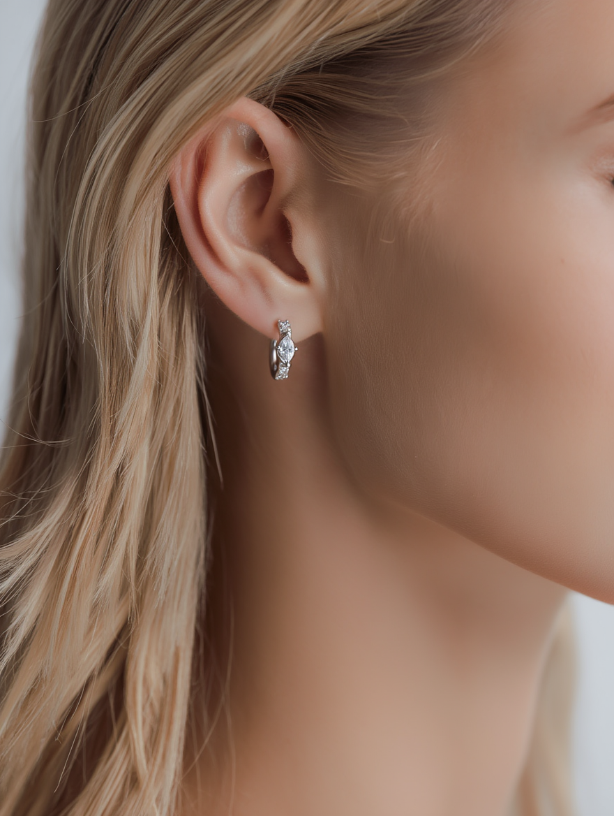Manon Earrings - Silver
