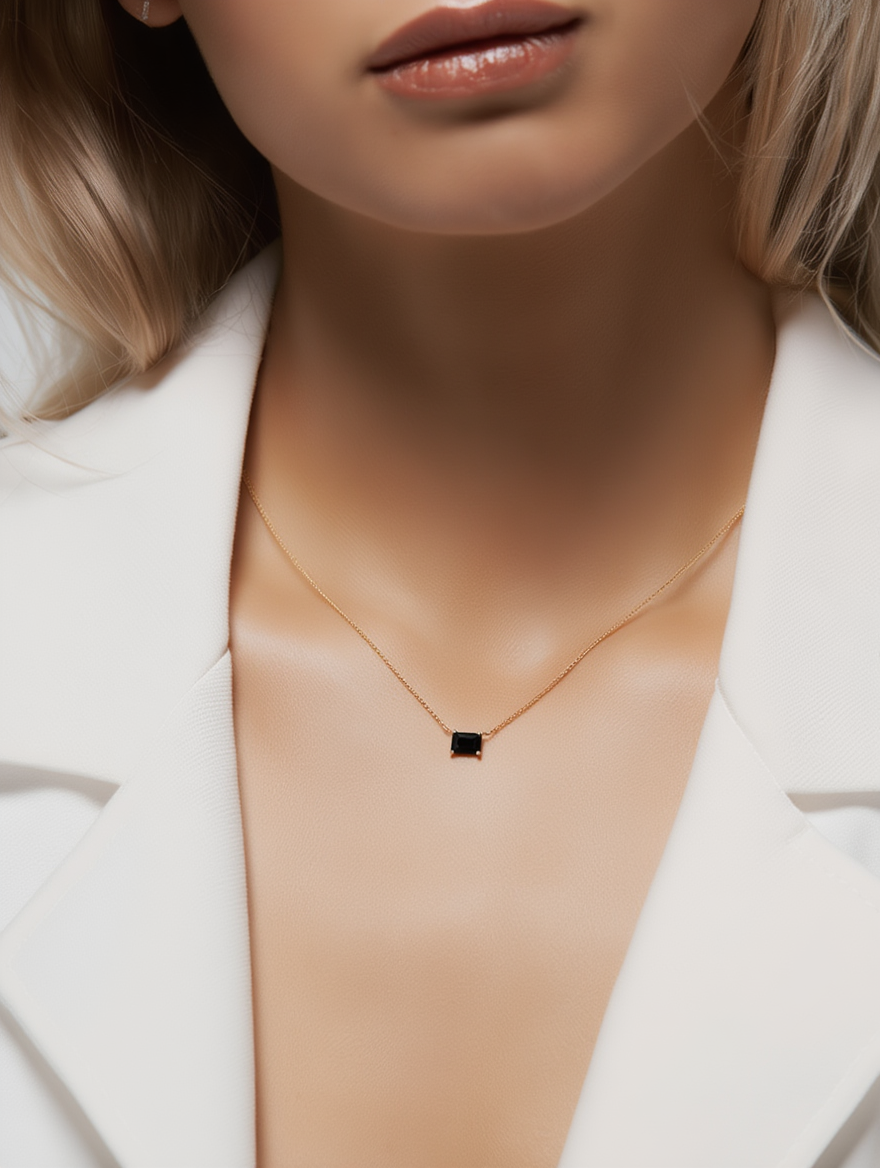 Ariana Necklace – Black Onyx Pendant