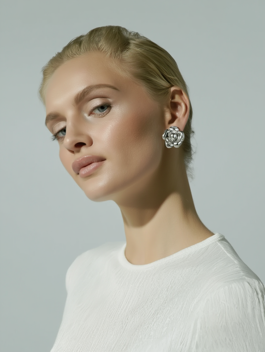 Elen Earrings – Silver Floral