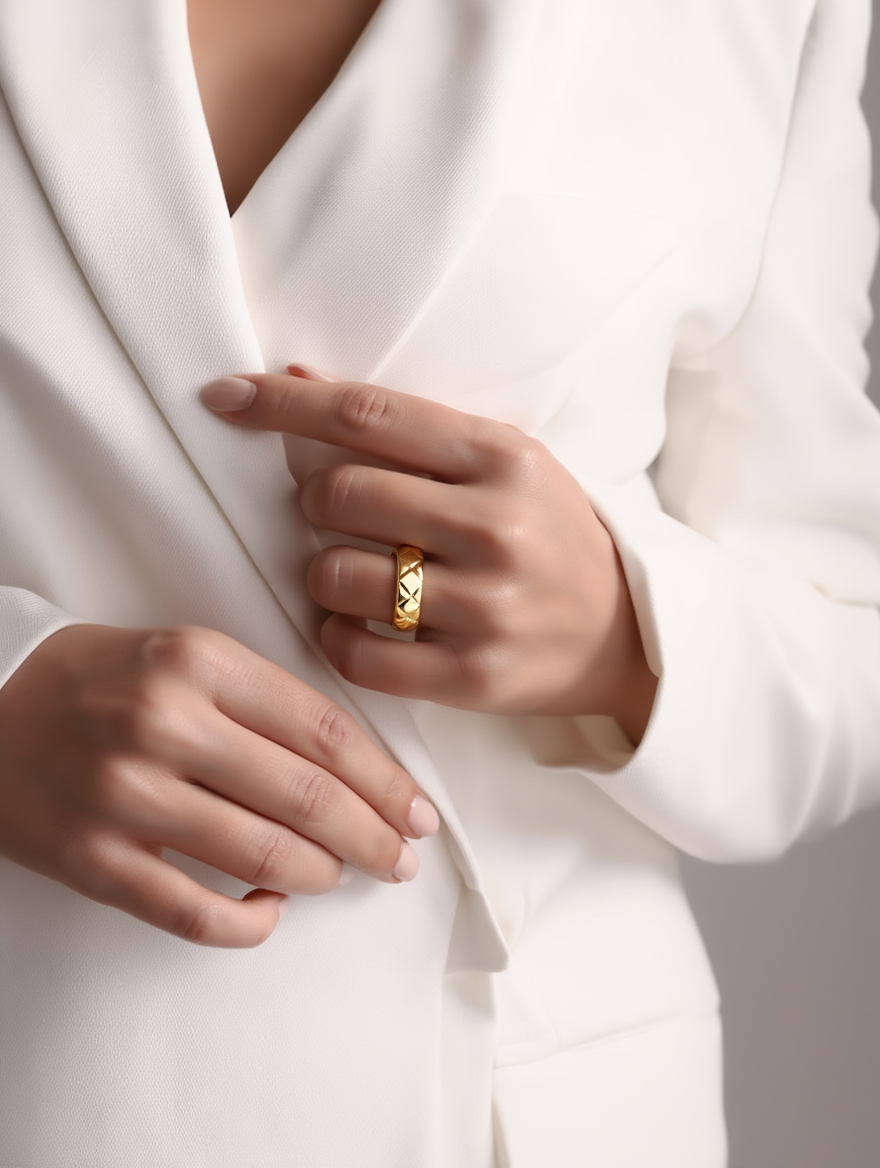 Aubrey Ring - Gold