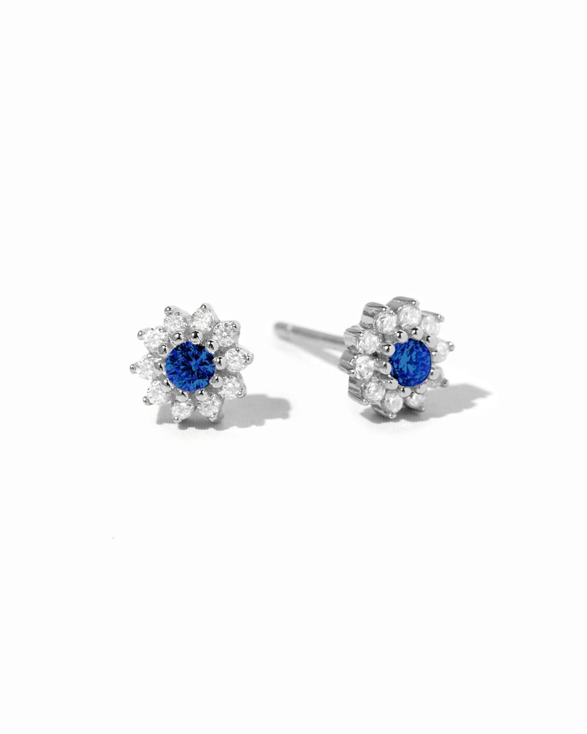 Dainty Flower Studs