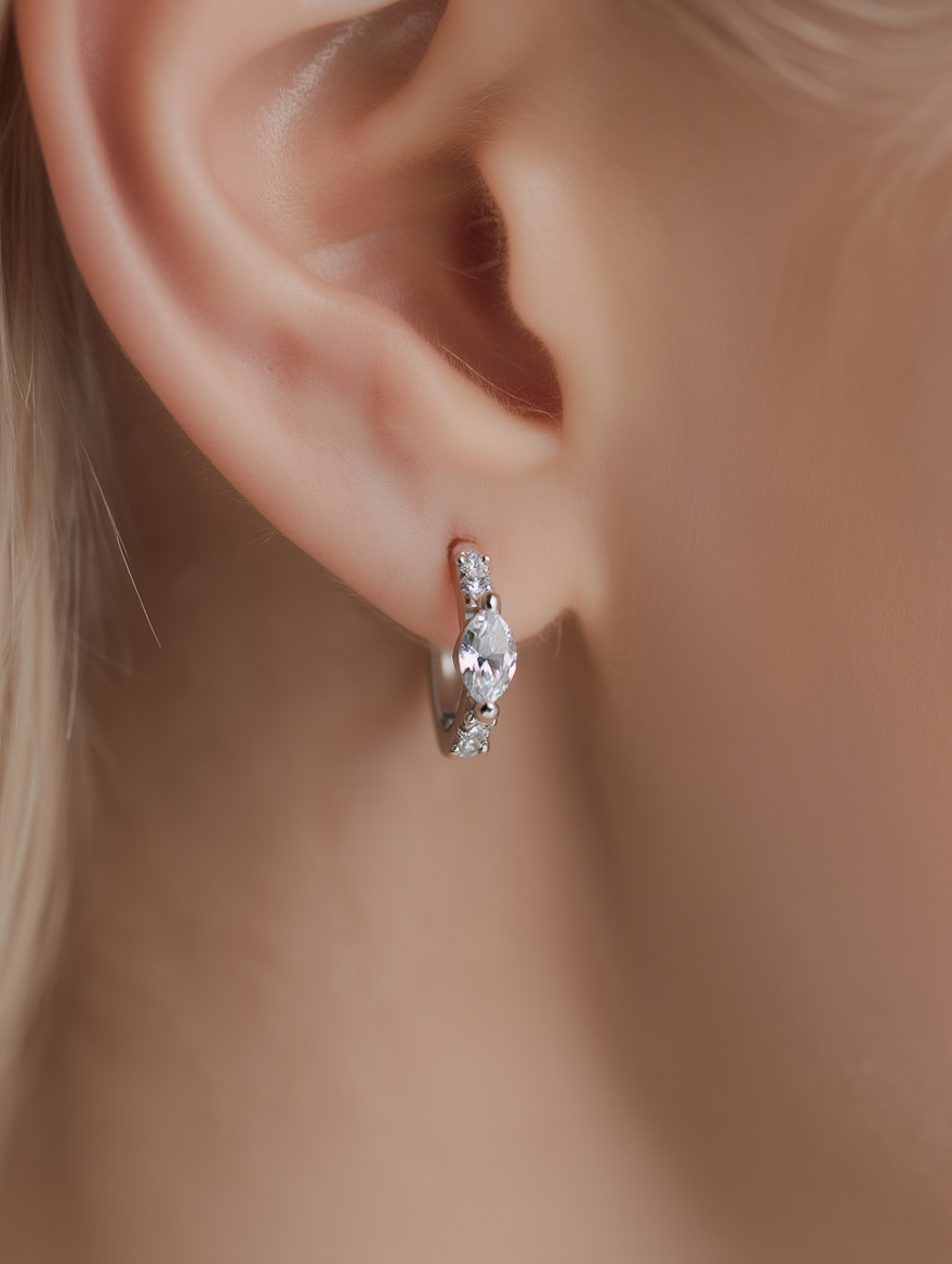 Manon Earrings - Silver