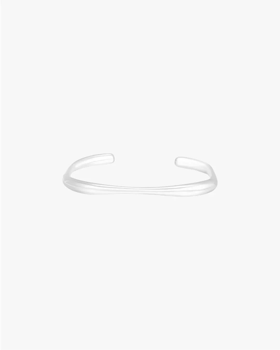 Ayra Bangle