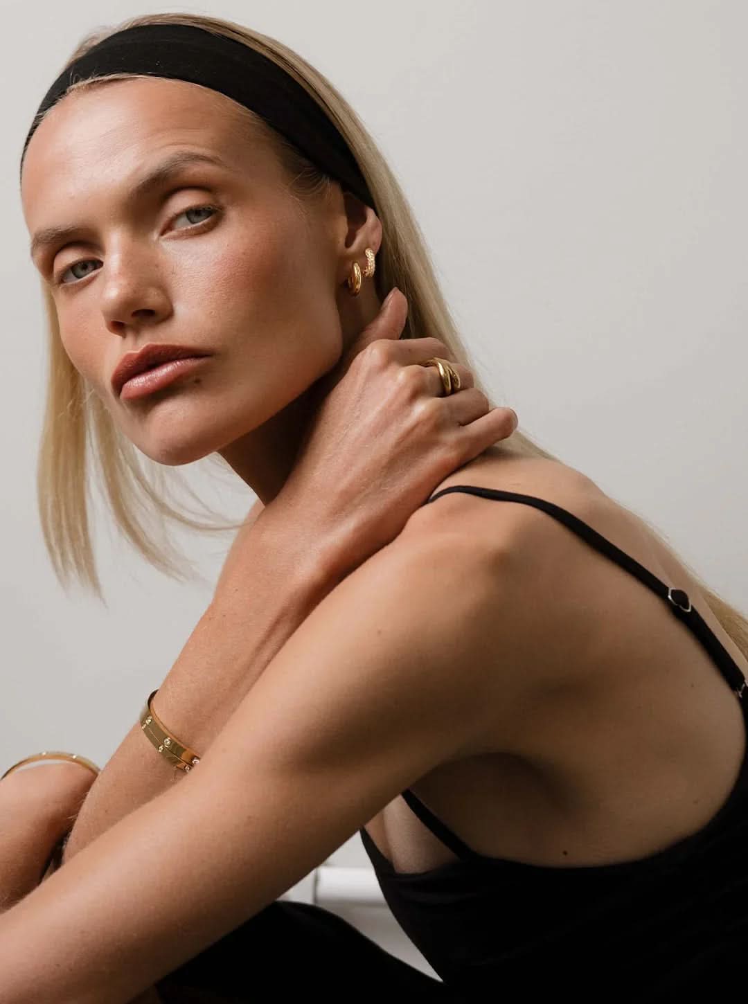 Feya Earrings - Gold