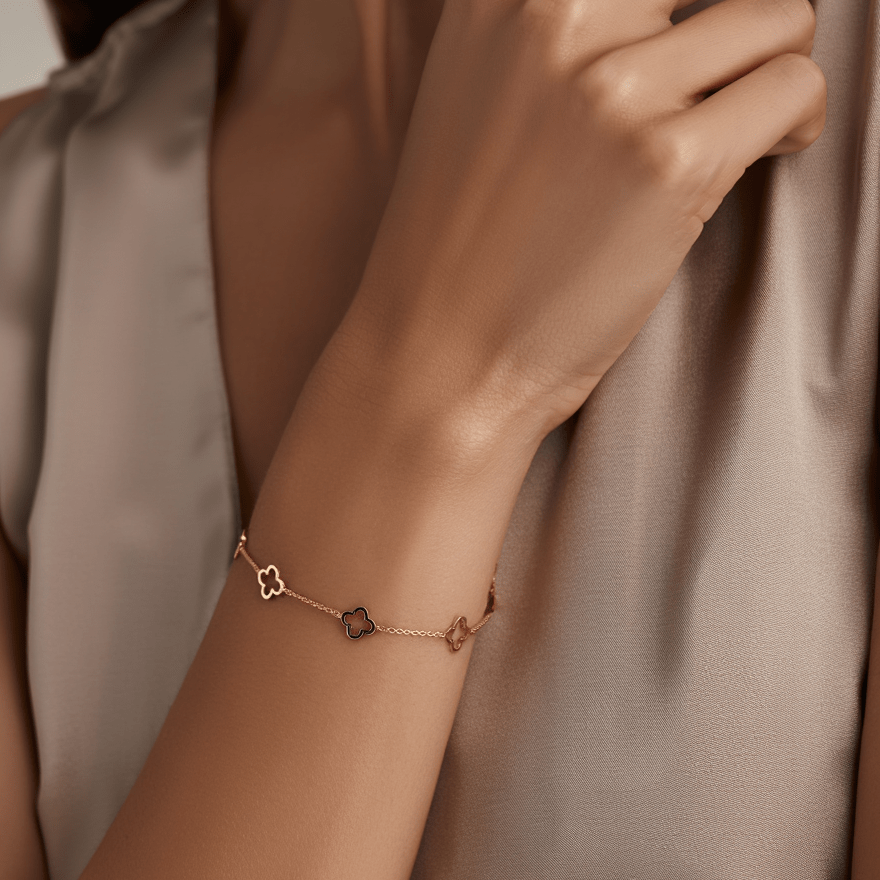 Multi Hollow Clover Bracelet